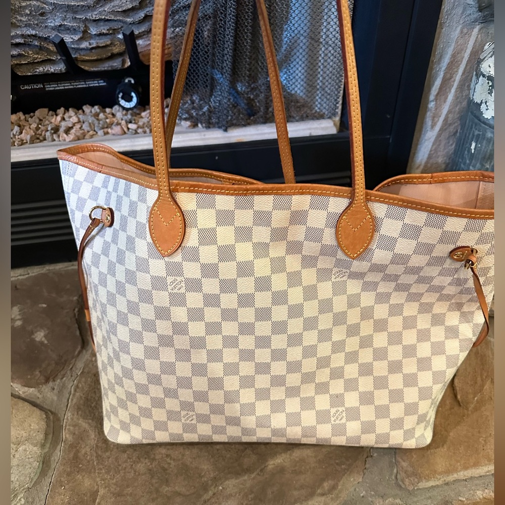 Authentic Louis Vuitton Neverfull GM Handbag